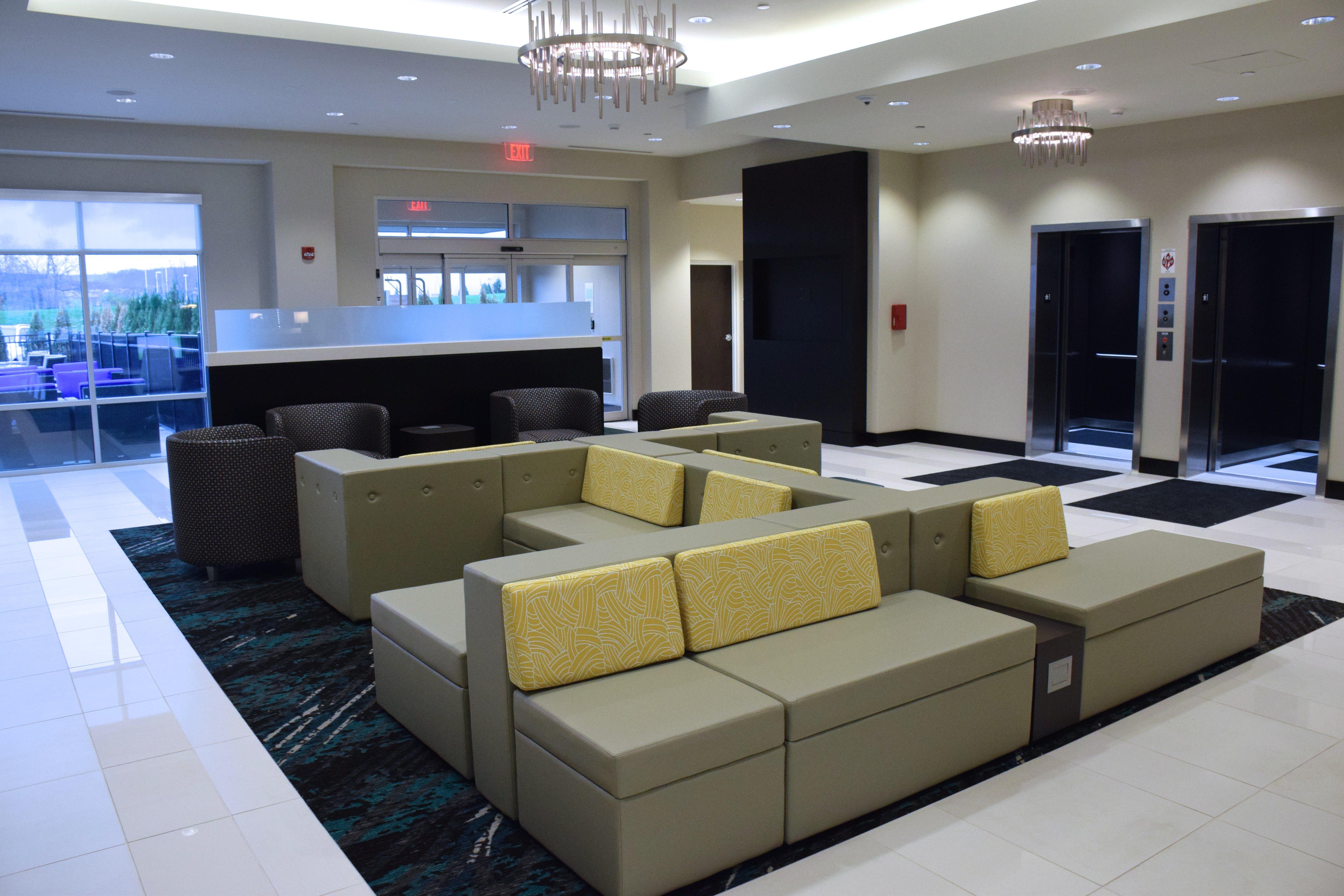 Holiday Inn Cincinnati North West Chester By Ihg Екстериор снимка