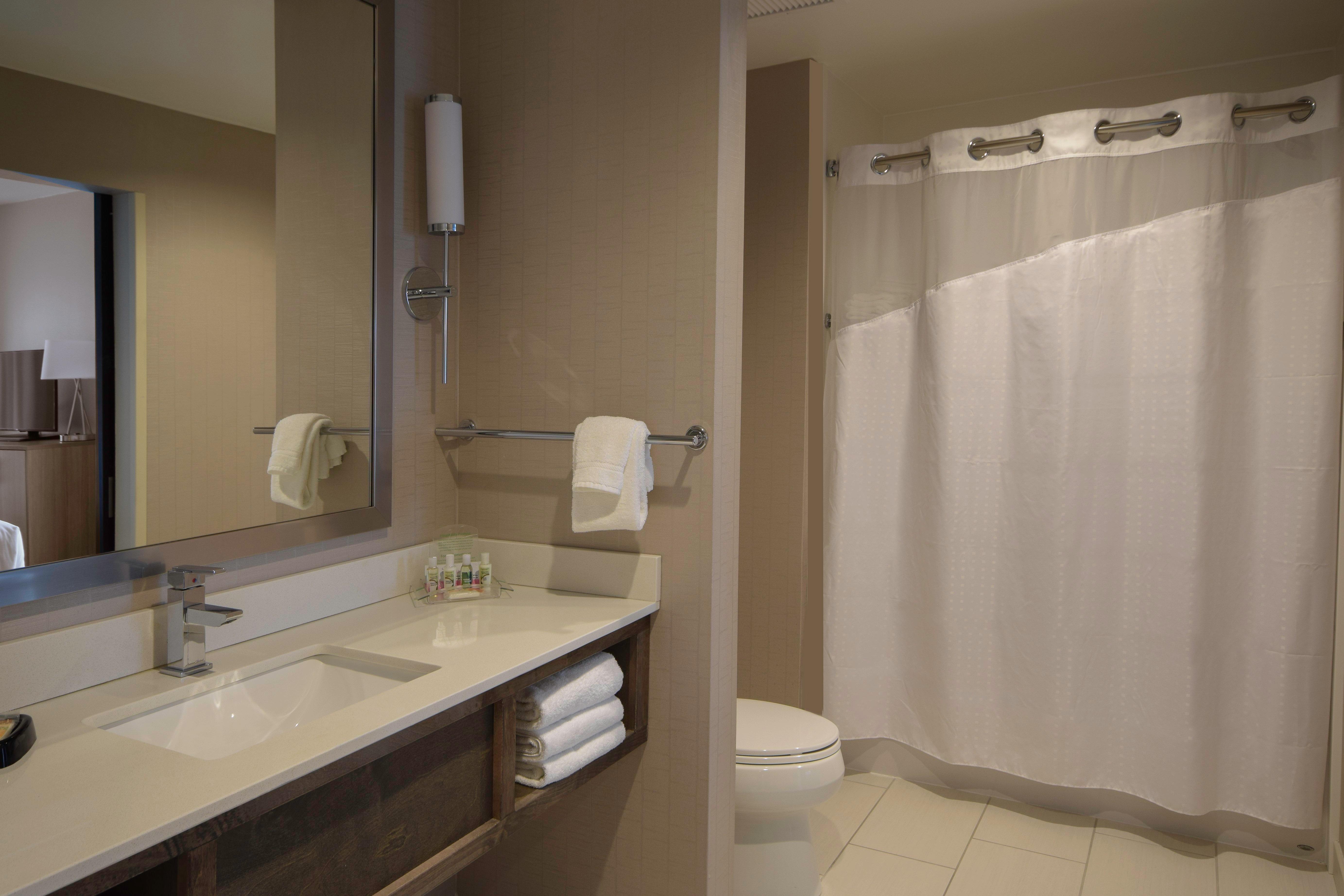 Holiday Inn Cincinnati North West Chester By Ihg Екстериор снимка